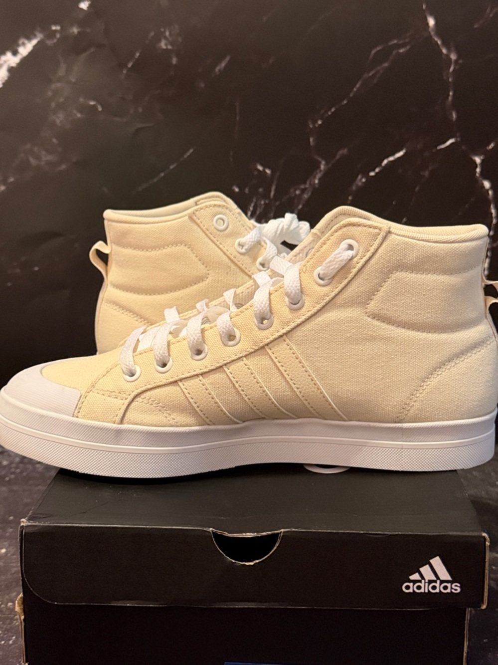 Adidas Women’s Bravada Mid Skateboarding shoes Size 9 Wonder White Cream - Picture 9 of 15
